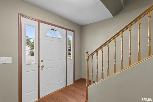 117 Hoelting ST, Farmersville, IL 62533