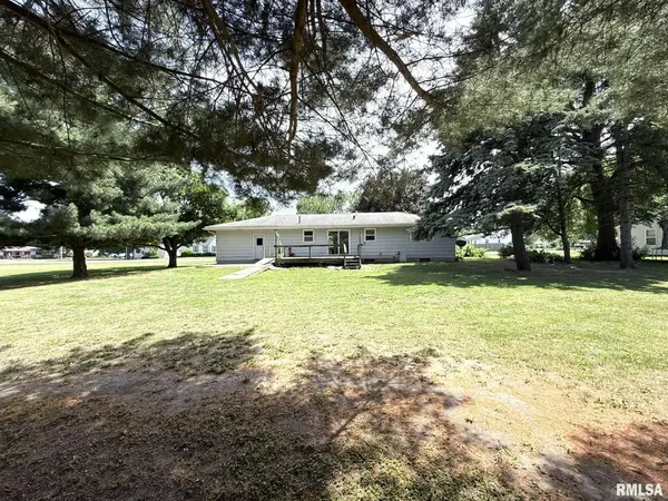 219 E WILLARD ST, Wataga, IL 61488