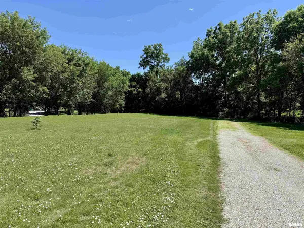 000 W MAIN ST, Galesburg, IL 61401