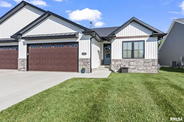 1502 DEARBORN DR, Springfield, IL 62711