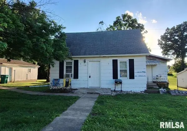 510 S JACKSON ST, Blandinsville, IL 61420