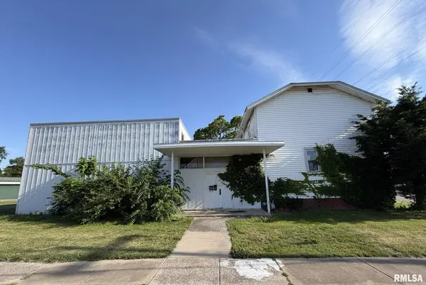 1614 E KNOX ST, Galesburg, IL 61401