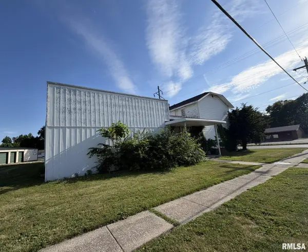 1614 E KNOX ST, Galesburg, IL 61401
