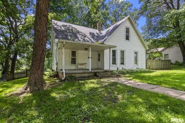 122 W Hardin ST, Virginia, IL 62691