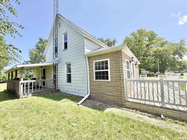 205 W ADAMS ST, Abingdon, IL 61410