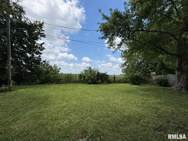 1347 GARDEN LN, Galesburg, IL 61401