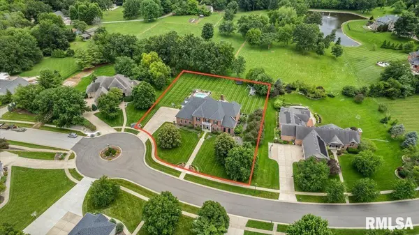 3404 Embassy RD, Springfield, IL 62711