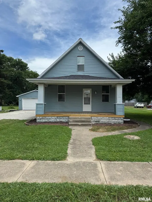 512 N POPLAR ST, Pana, IL 62557
