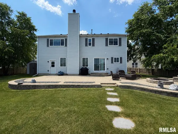 304 ASTER DR, Minooka, IL 60447