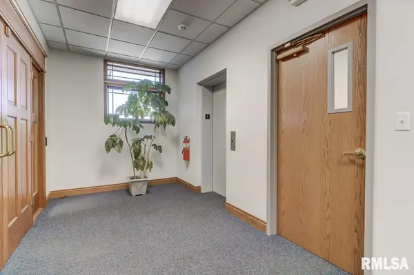 3000 Professional DR #Suite 200 - Office L, Springfield, IL 62703