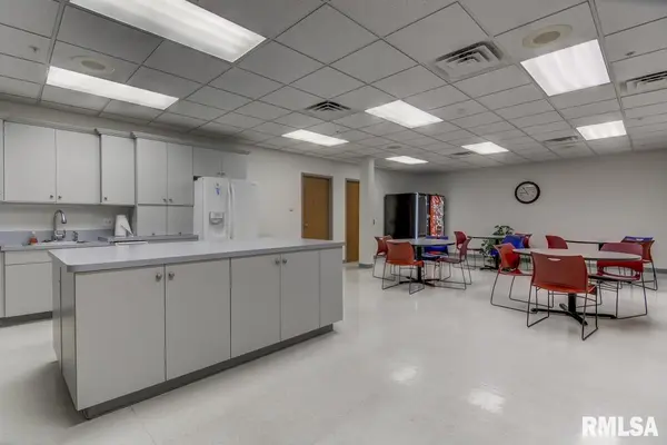 3000 Professional DR #Suite 200 - Office L, Springfield, IL 62703