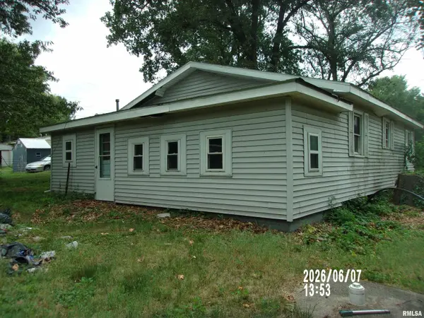 21957 OAK ST, Topeka, IL 61567