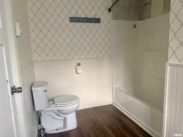 410 E SOUTH ST, Astoria, IL 61501
