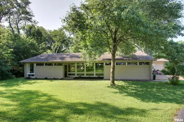 3036 Lincoln Hill SE ST, Quincy, IL 62301