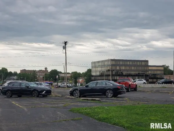 408-422 W MASON ST, Springfield, IL 62702