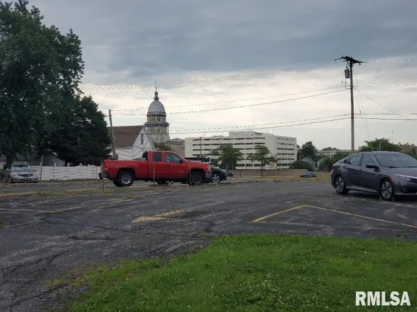 408-422 W MASON ST, Springfield, IL 62702
