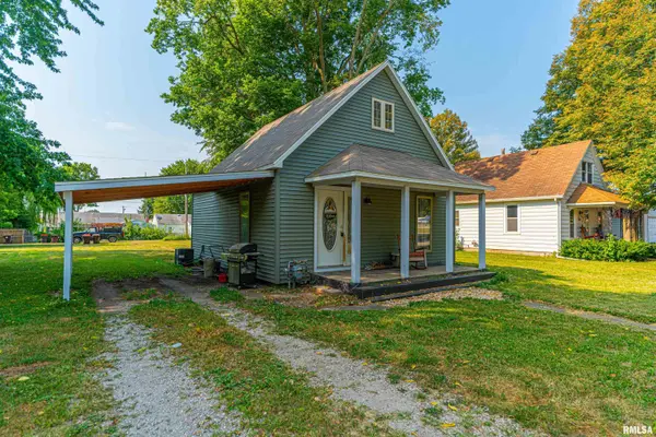 1505 4TH ST, Lincoln, IL 62656