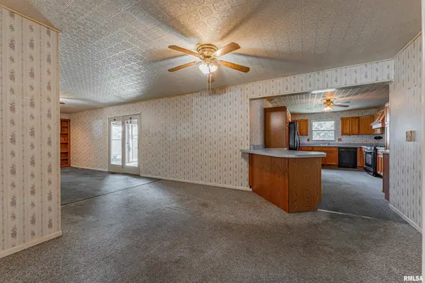 205 Teal DR, Chatham, IL 62629