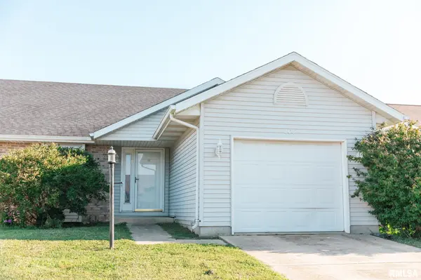 209 EAGLE RIDGE DR, Chatham, IL 62629