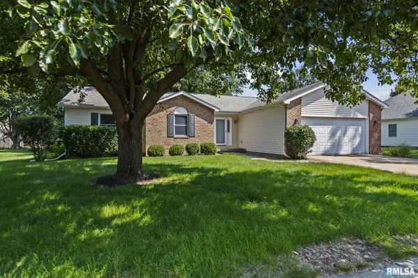 405 PHEASANT RUN, Sherman, IL 62684