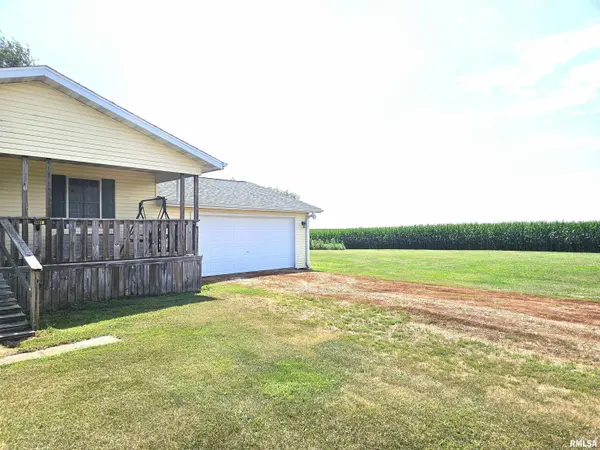 1581 60TH ST, Monmouth, IL 61462