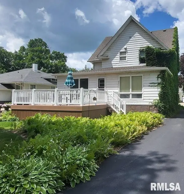1563 N BROAD ST, Galesburg, IL 61401