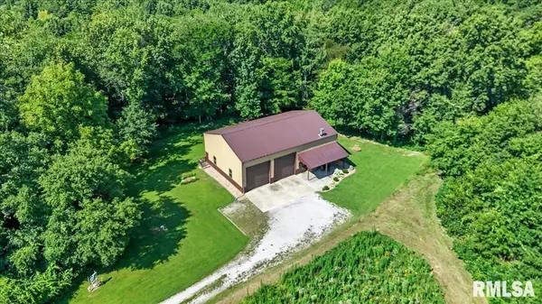 1761 Tozer RD, Springfield, IL 62707