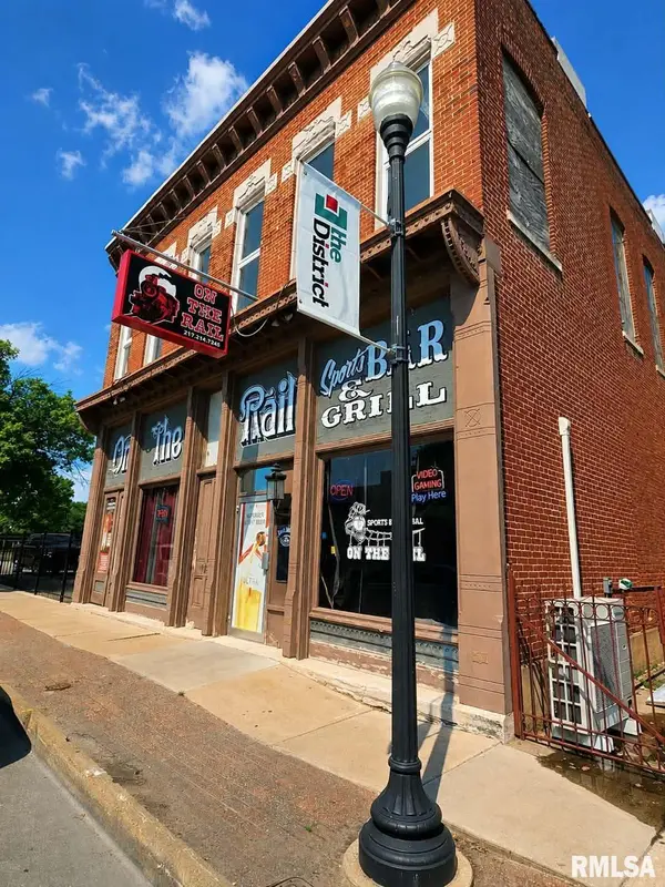 129 S 4TH ST, Quincy, IL 62301