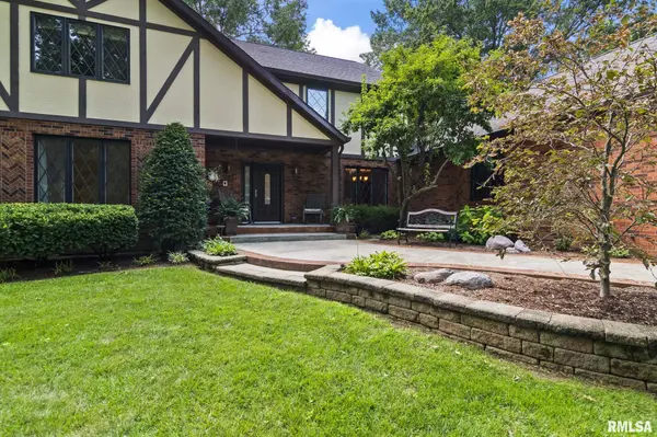 3508 BLUFF RD, Springfield, IL 62711-9667