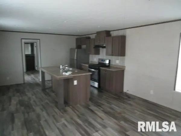 14001 WESTERN AVE #60, Blue Island, IL 60406
