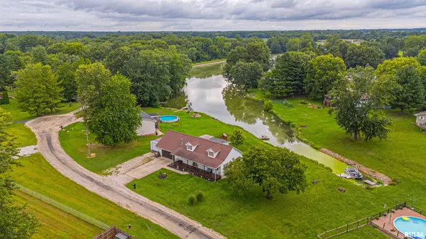23310 Railsplitter LN, Athens, IL 62613