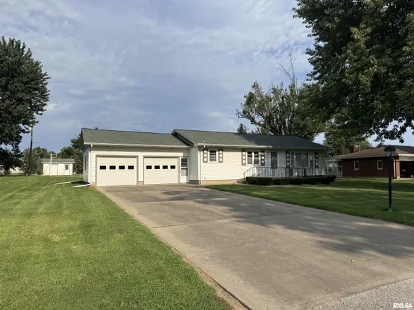 1802 Willer Drive North, Quincy, IL 62305