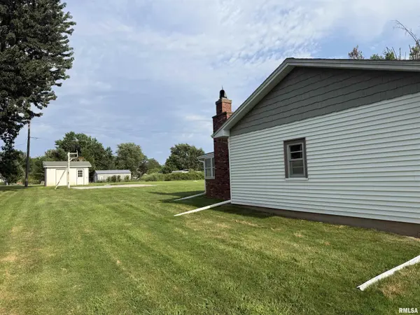 1802 Willer Drive North, Quincy, IL 62305