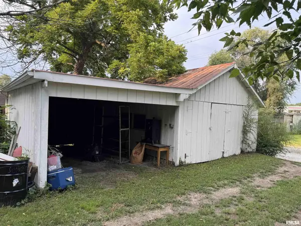 562 S ORANGE ST, Havana, IL 62644