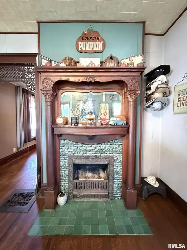 135 N HARDING ST, Kirkwood, IL 61447