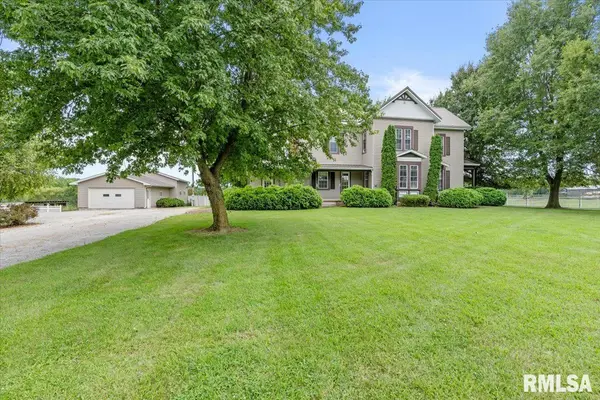 7030 Mansion RD, Chatham, IL 62629