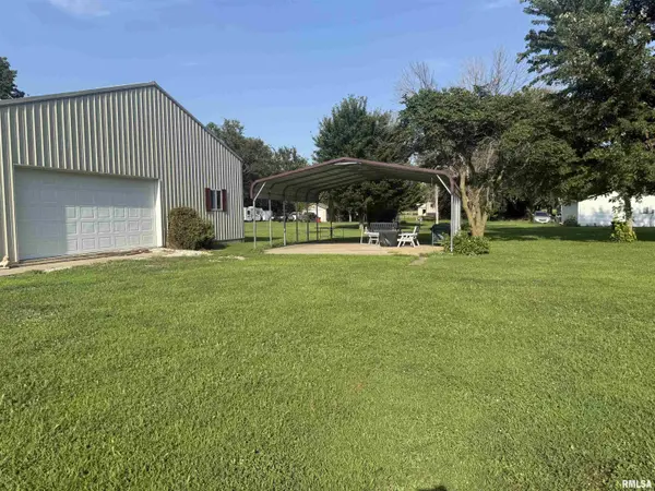 217 W MAIN ST, Ursa, IL 62376