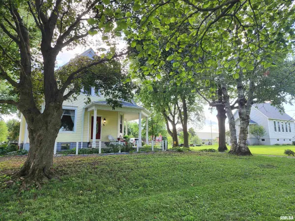 1625 State Route 10, Lincoln, IL 62656
