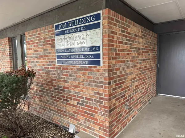 1001 Clocktower DR #2, Springfield, IL 62704