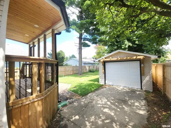 2028 S 4TH ST, Springfield, IL 62703-3448