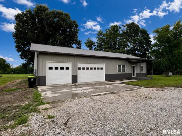 409 N UNION ST, Griggsville, IL 62340