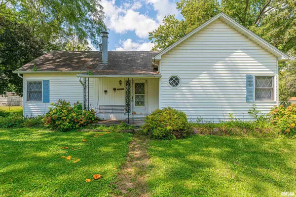 1557 WALNUT ST, Beason, IL 62512