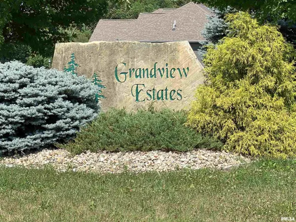 3747 GRANDVIEW CT, Pekin, IL 61554