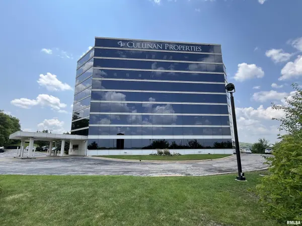 420 N MAIN ST #4th Floor Full, East Peoria, IL 61611