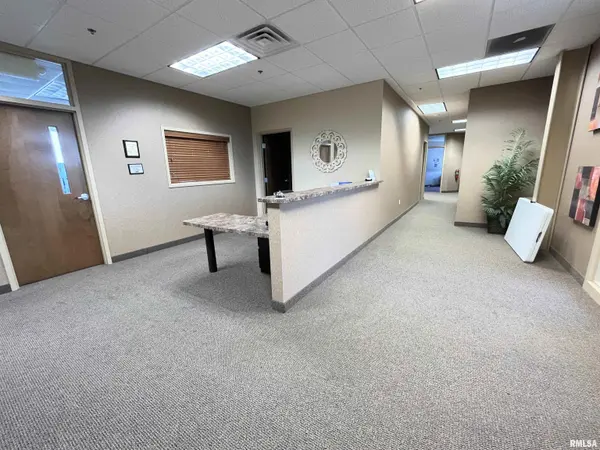 420 N MAIN ST #4th Floor Partial, East Peoria, IL 61611