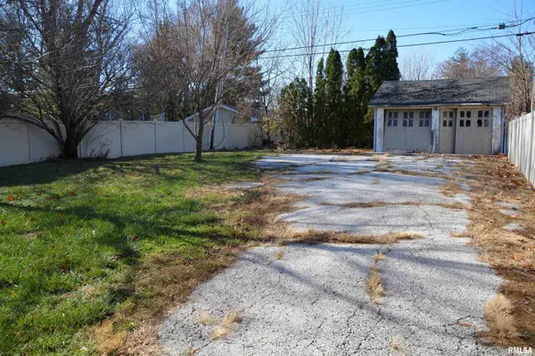 644 S RANDOLPH ST, Macomb, IL 61455