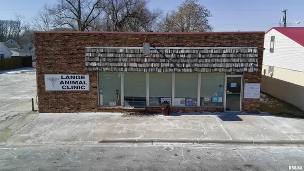 1305 BLACK ST, Pekin, IL 61554