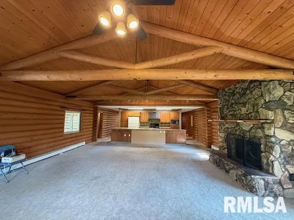 1 MARTY LN, Macomb, IL 61455