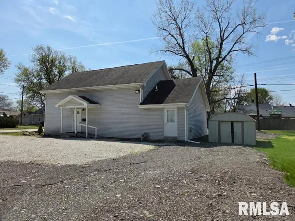 320 N MECHANIC ST, Macomb, IL 61455