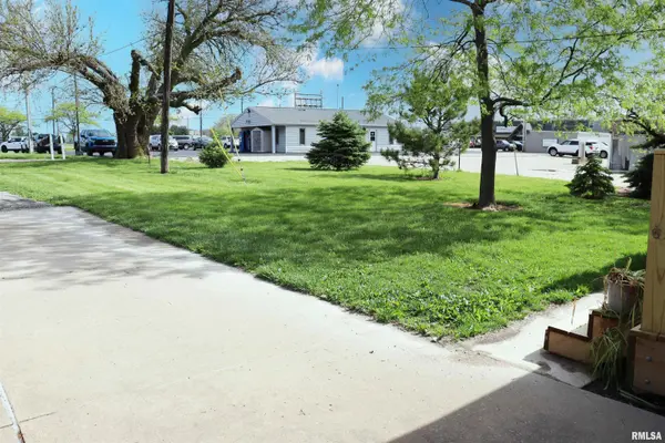 201 Willa LN, Washington, IL 61571